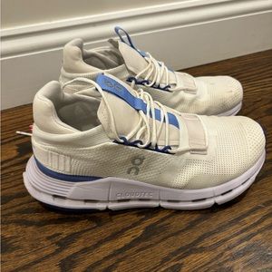 Women’s ON Running sneakers